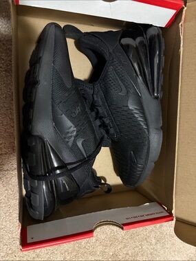 Nike Men's Air Max 270 All-Black Athletic Sneakers